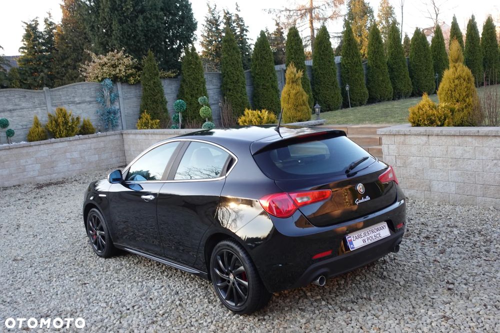 Alfa Romeo Giulietta - 14