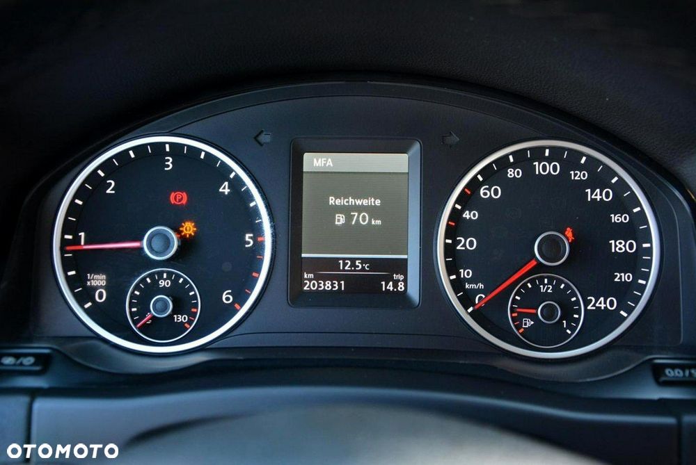 Volkswagen Tiguan 2.0 TDI DPF BlueMotion Technology Cup Sport & Style - 28