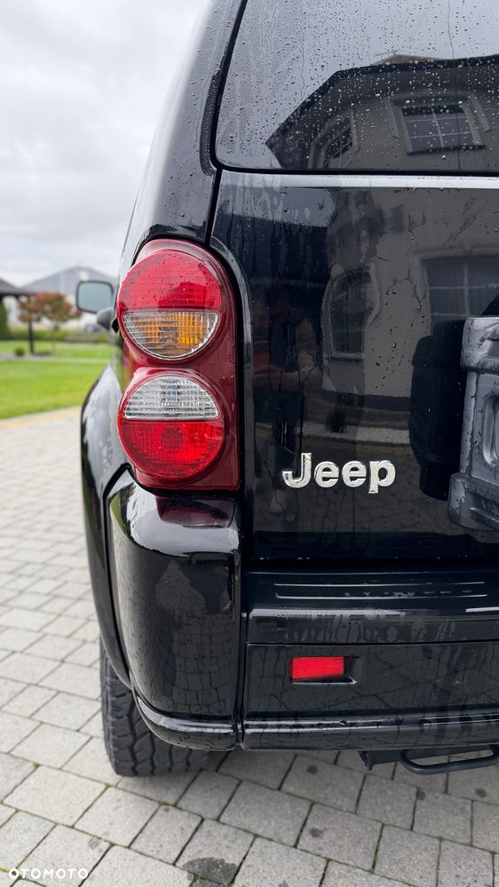 Jeep Cherokee - 17