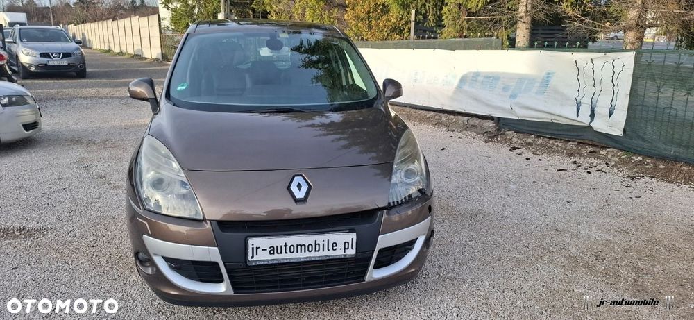Renault Scenic dCi 160 Luxe - 10