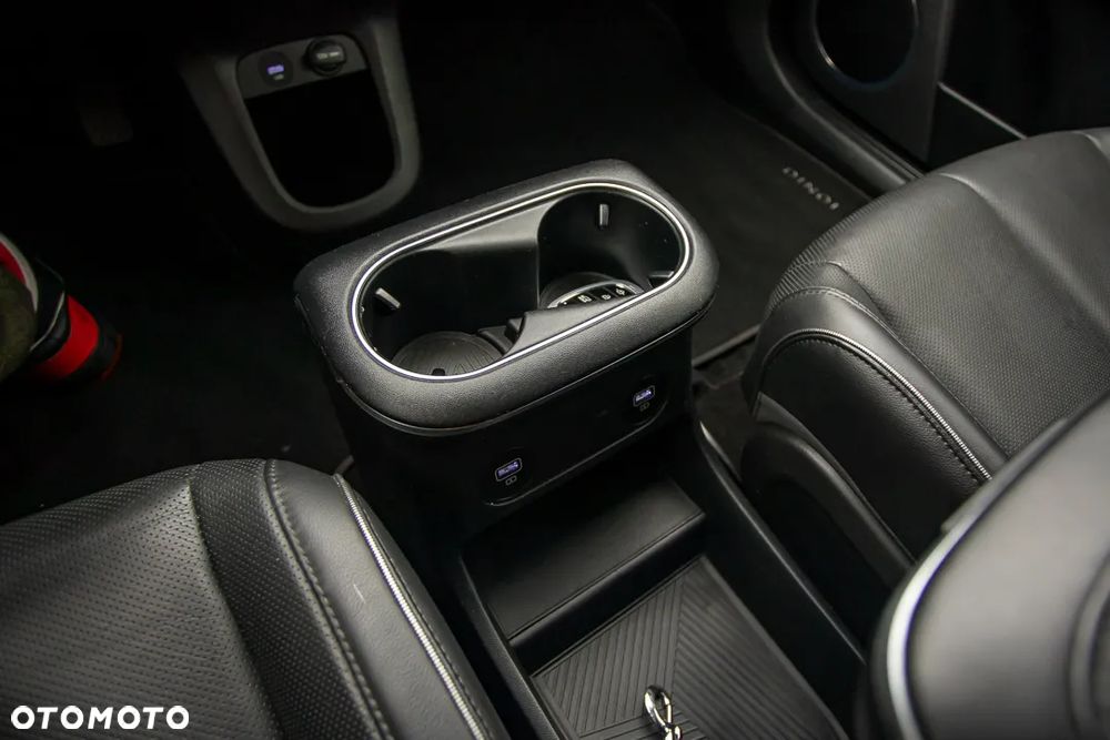 Hyundai IONIQ 5 72,6 kWh 4WD Dynamiq - 34