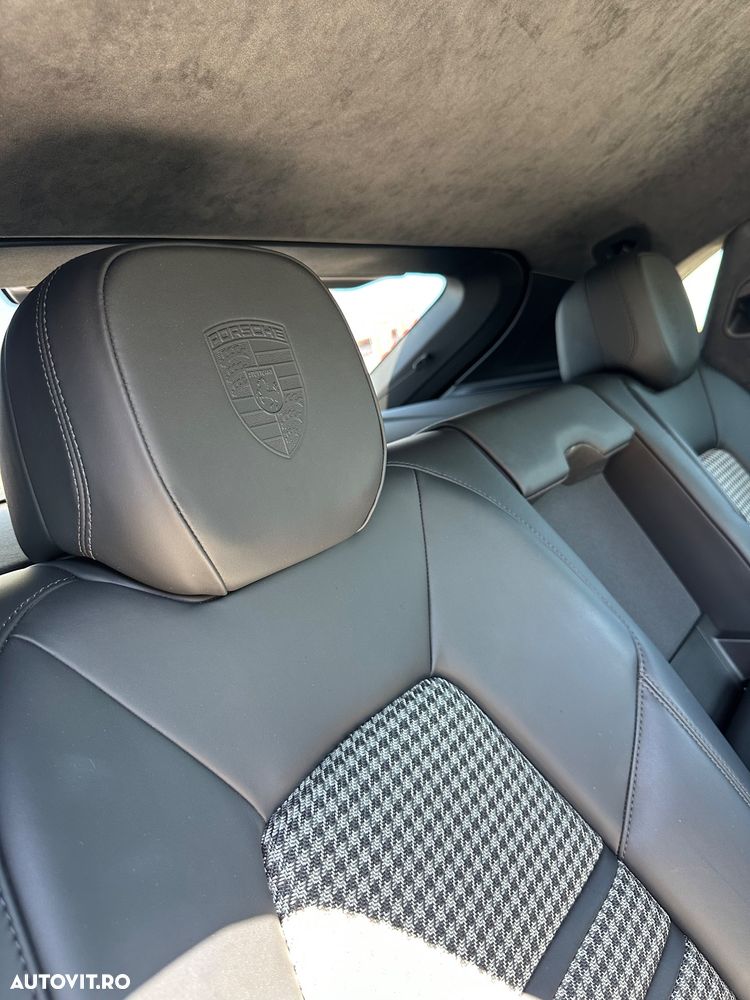 Porsche Cayenne Coupe S - 35