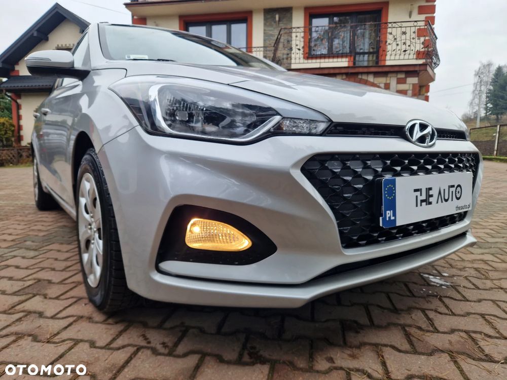 Hyundai i20 1.2 Comfort - 11