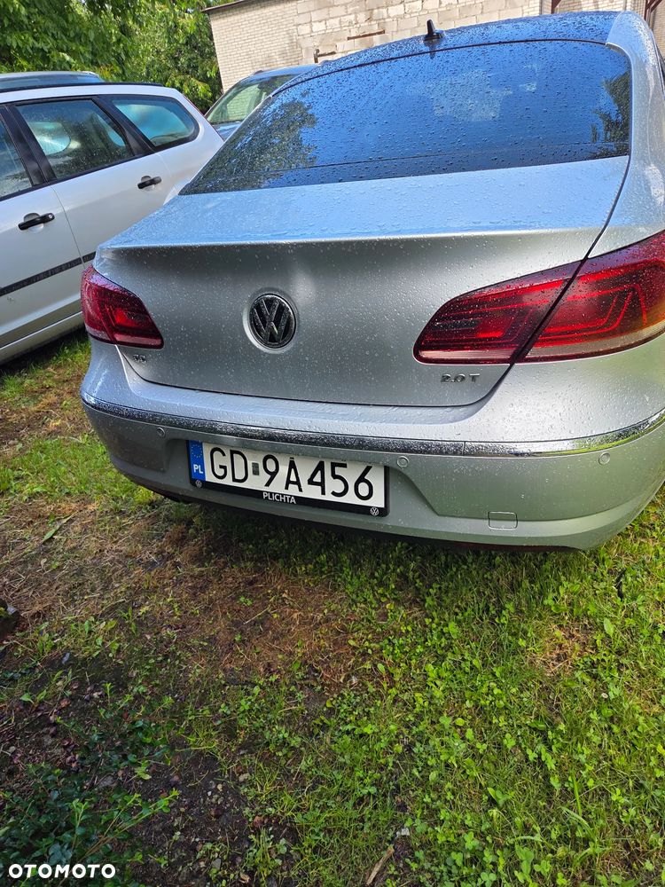 Volkswagen Passat - 4