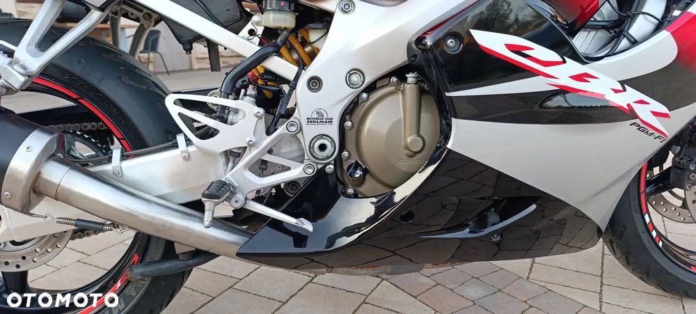 Honda CBR - 26