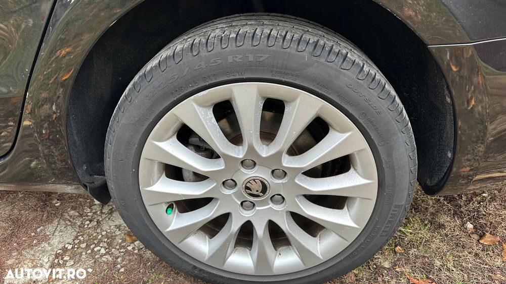 Skoda Superb 2.0 TDI Elegance - 10