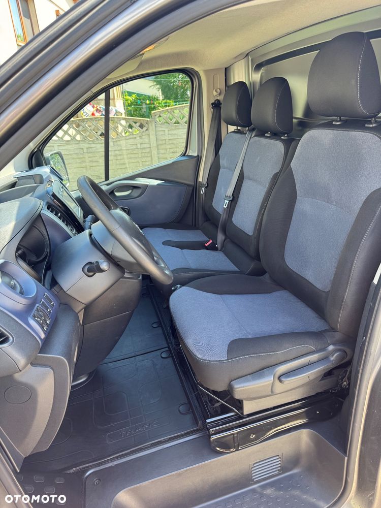 Opel VIVARO - 8