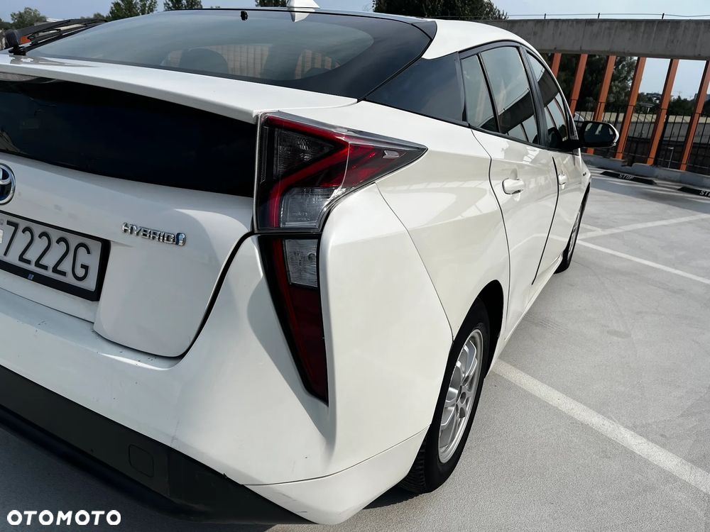 Toyota Prius - 13