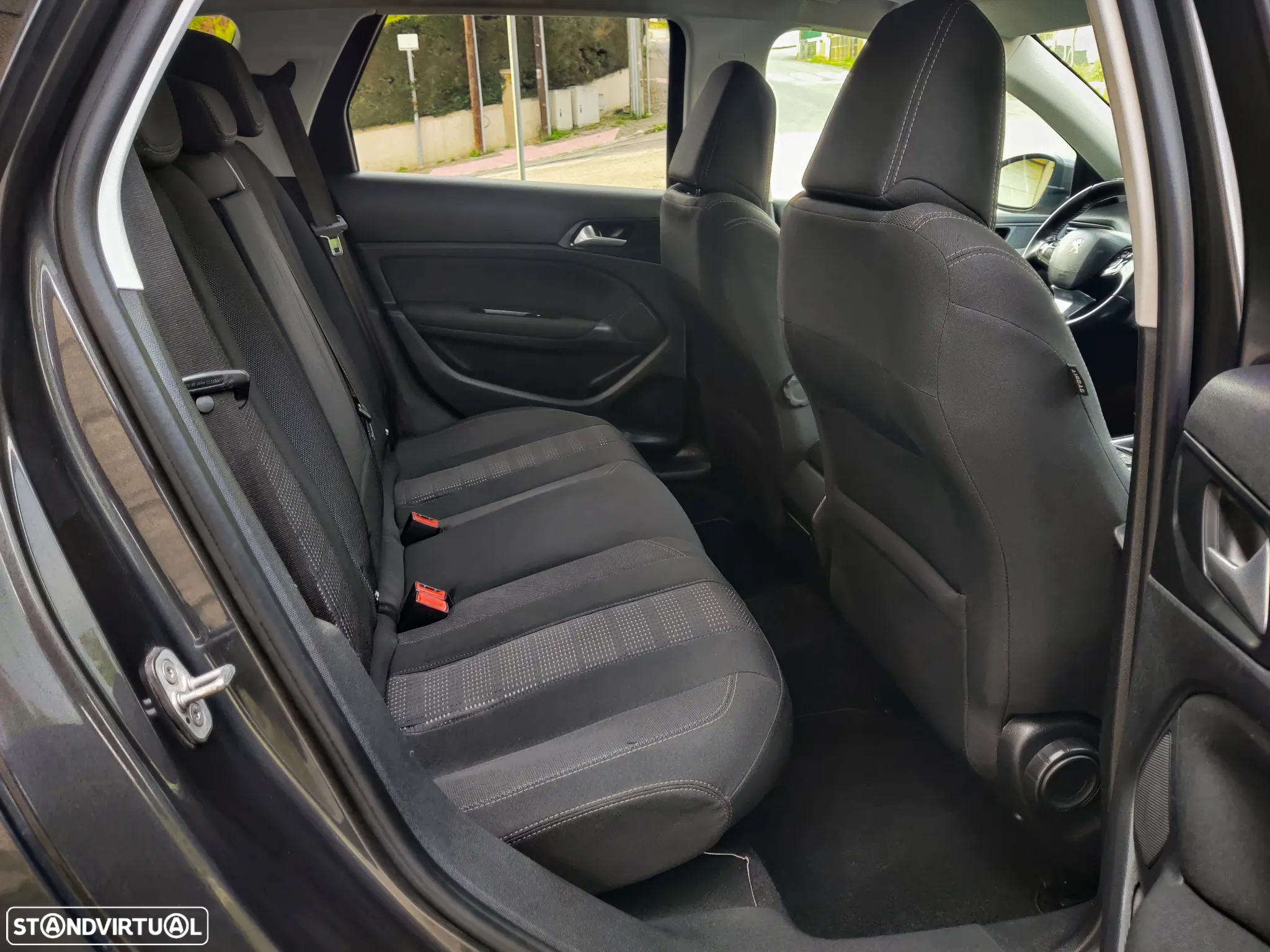 Peugeot 308 SW 1.6 BlueHDi Allure J17 EAT6 - 15
