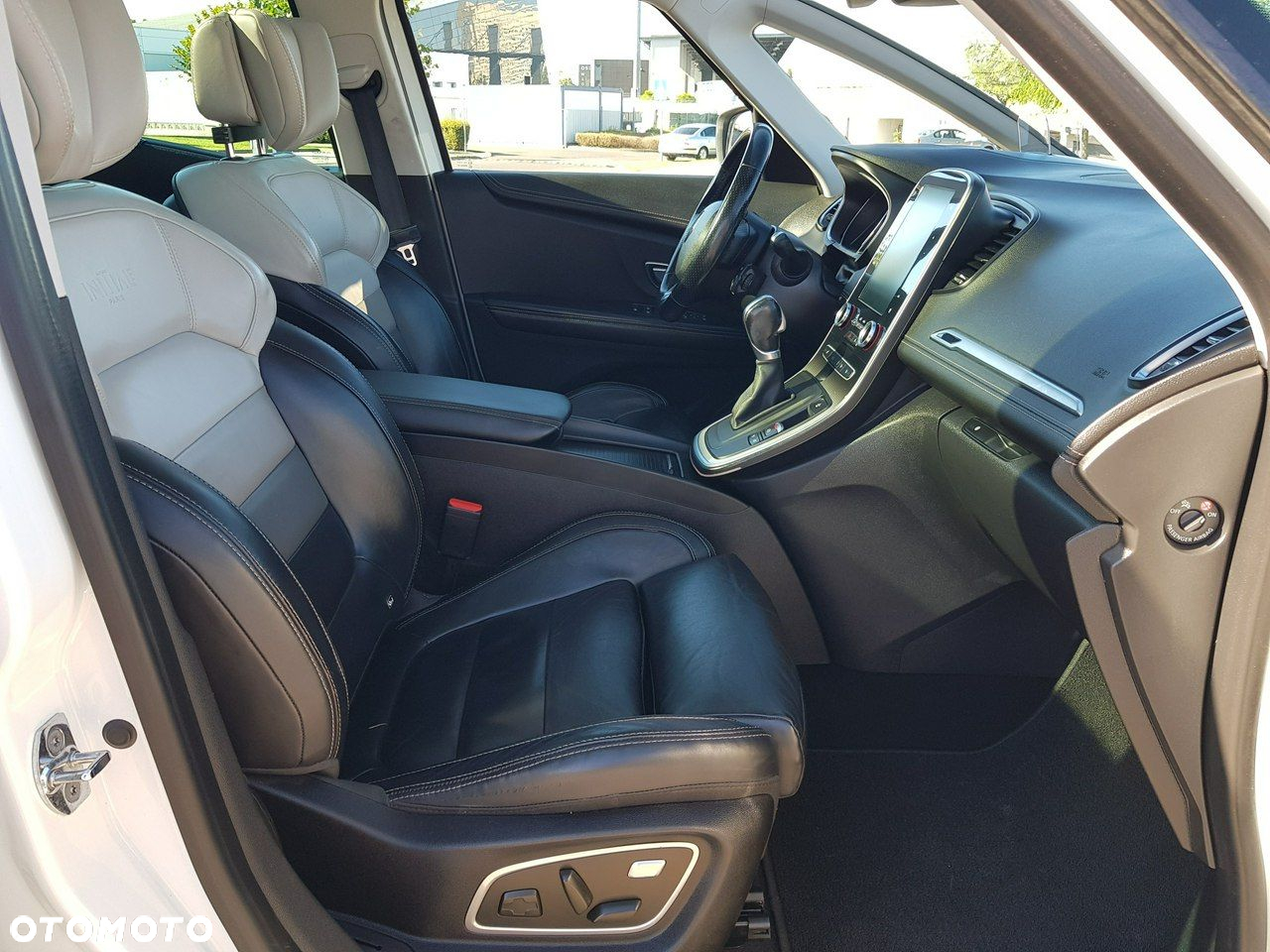 Renault Scenic ENERGY dCi 160 EDC INITIALE PARIS - 19