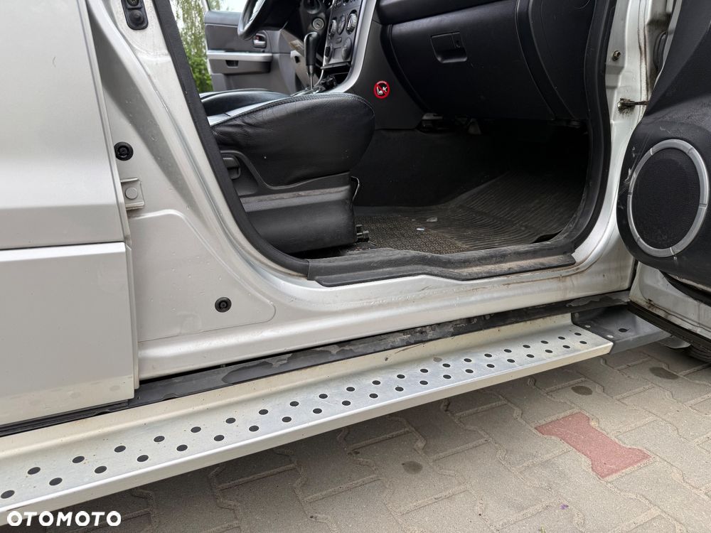 Suzuki Grand Vitara 2.0 De Luxe - 16