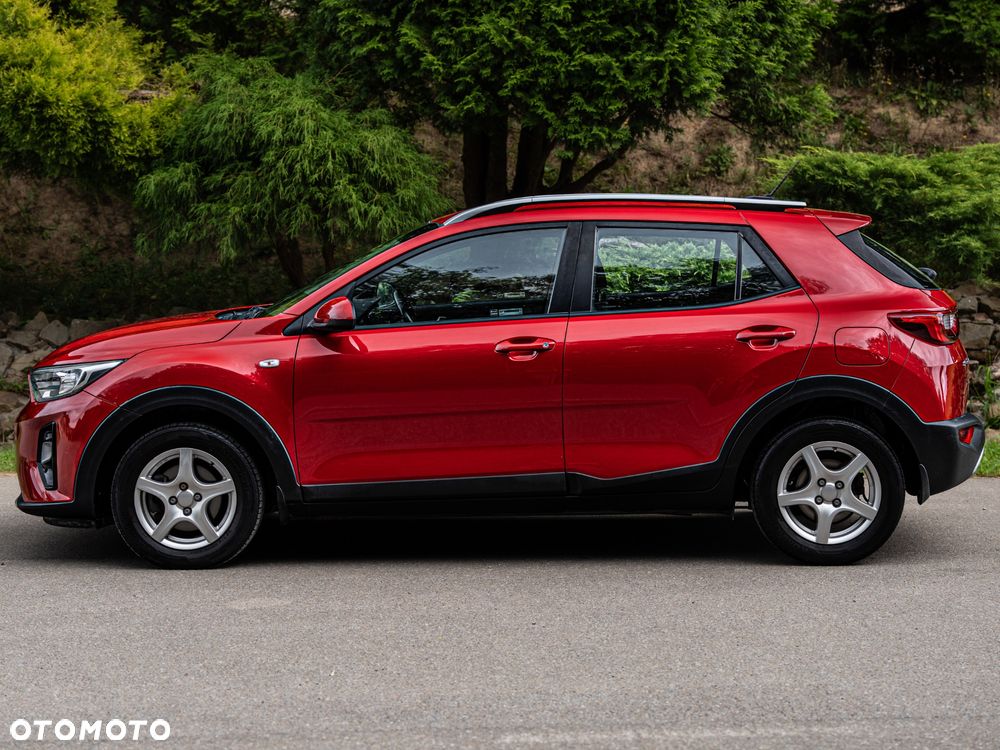 Kia Stonic 1.4 L - 6