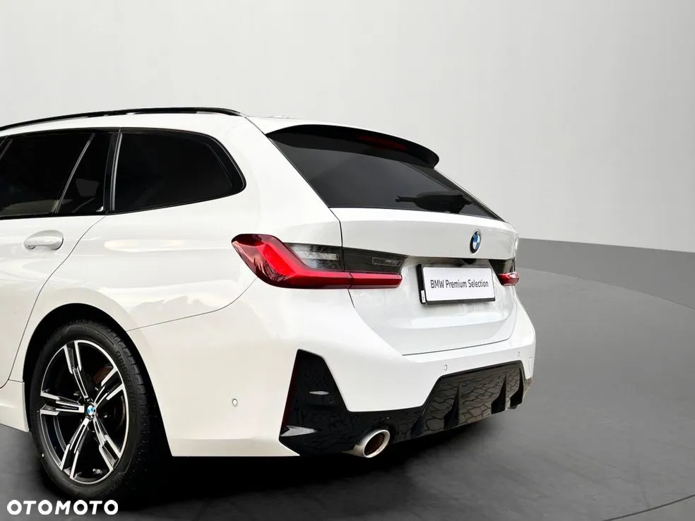 BMW Seria 3 318i M Sport - 9