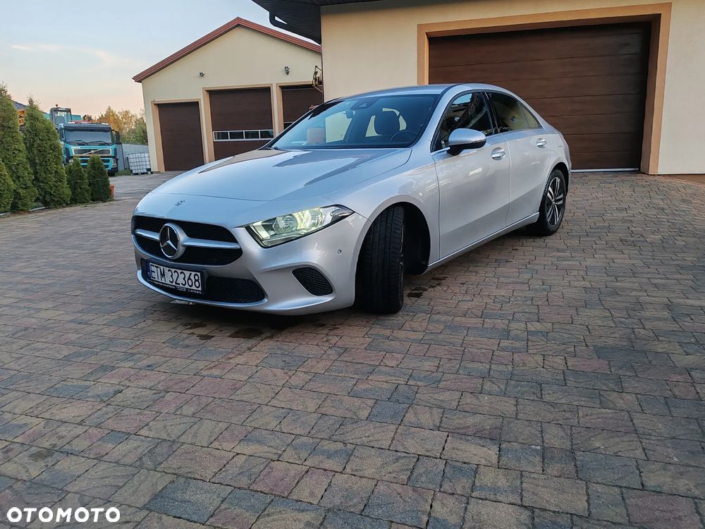 Mercedes-Benz Klasa A 180 d Edition 1 7G-DCT - 4