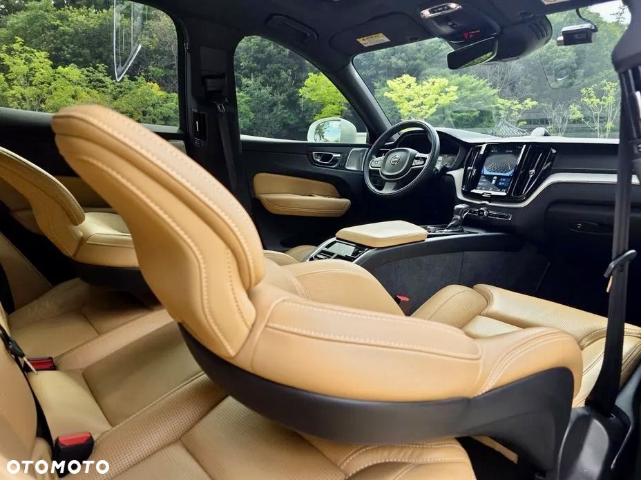 Volvo XC 60 - 16