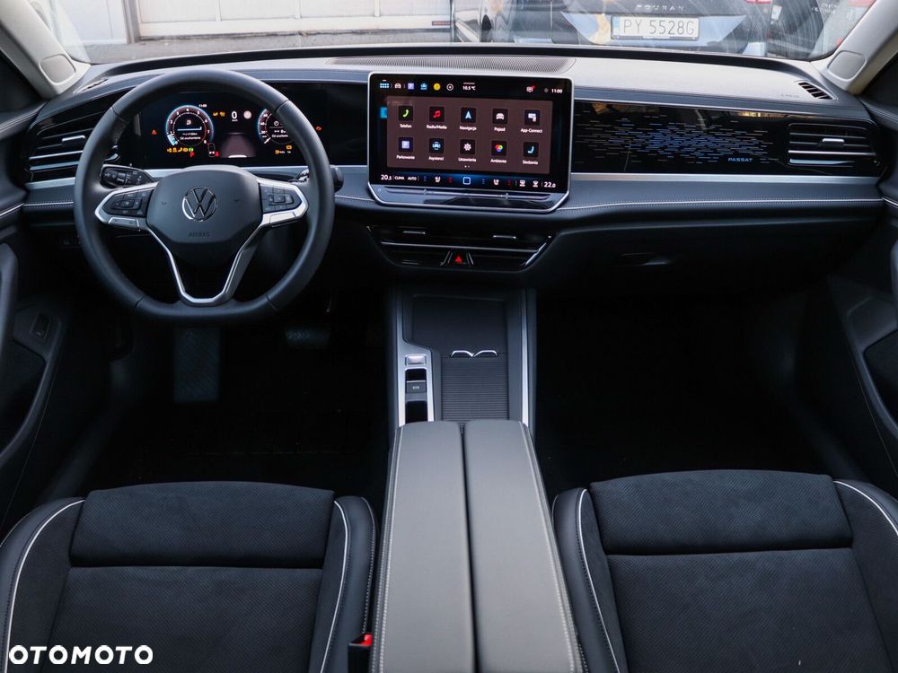 Volkswagen Passat - 12