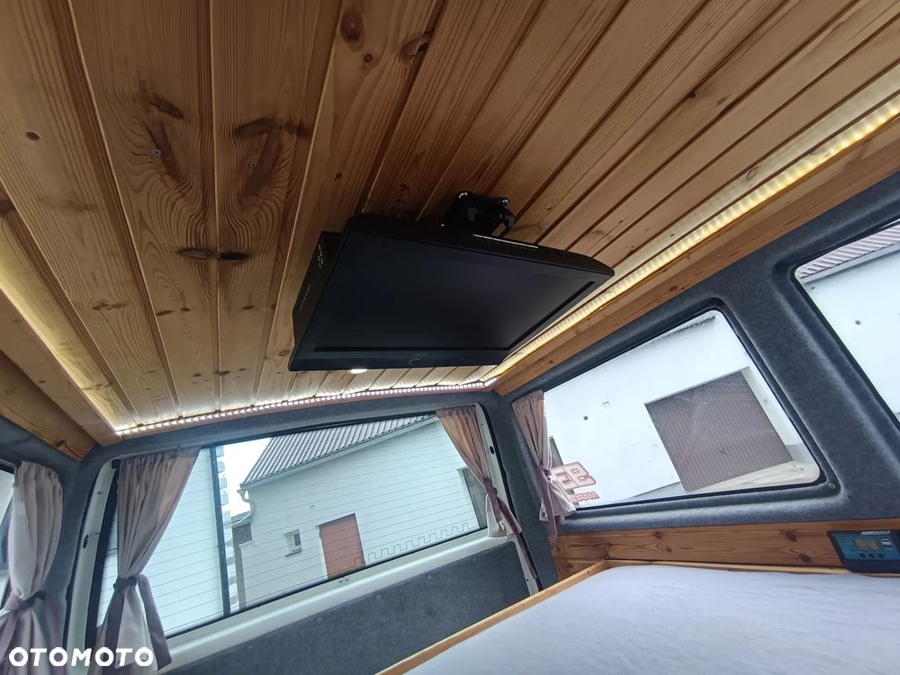 Volkswagen Transporter T4 TD - 16
