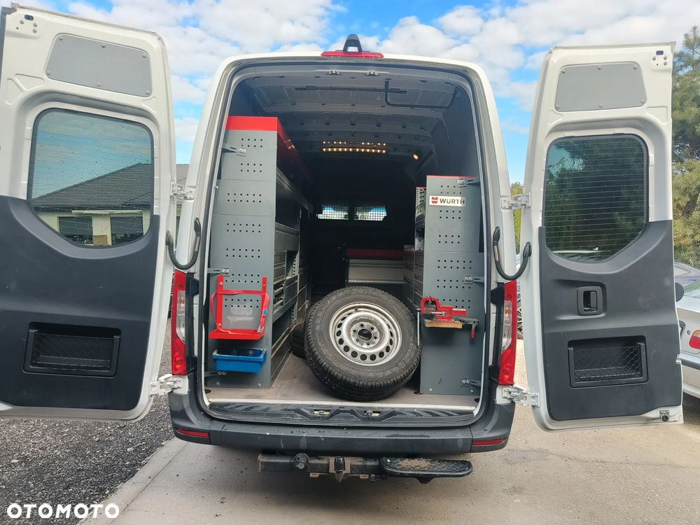 Mercedes-Benz Sprinter - 16