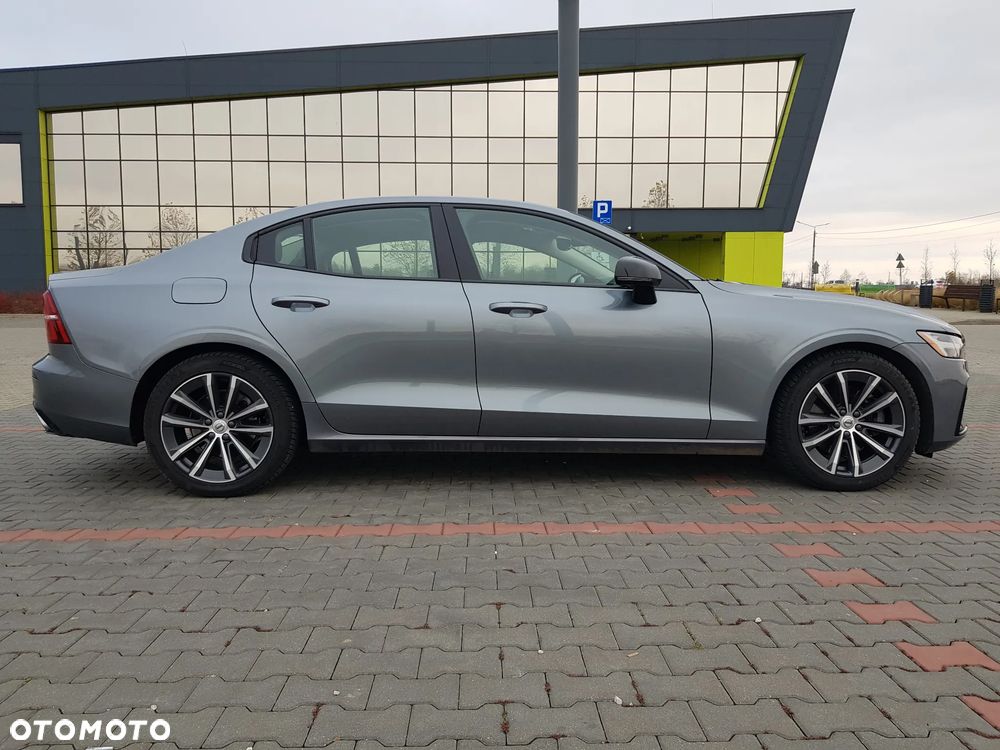 Volvo S60 T5 AWD Momentum Pro - 8