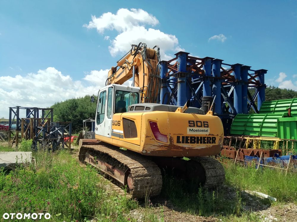Liebherr R906LC - 8