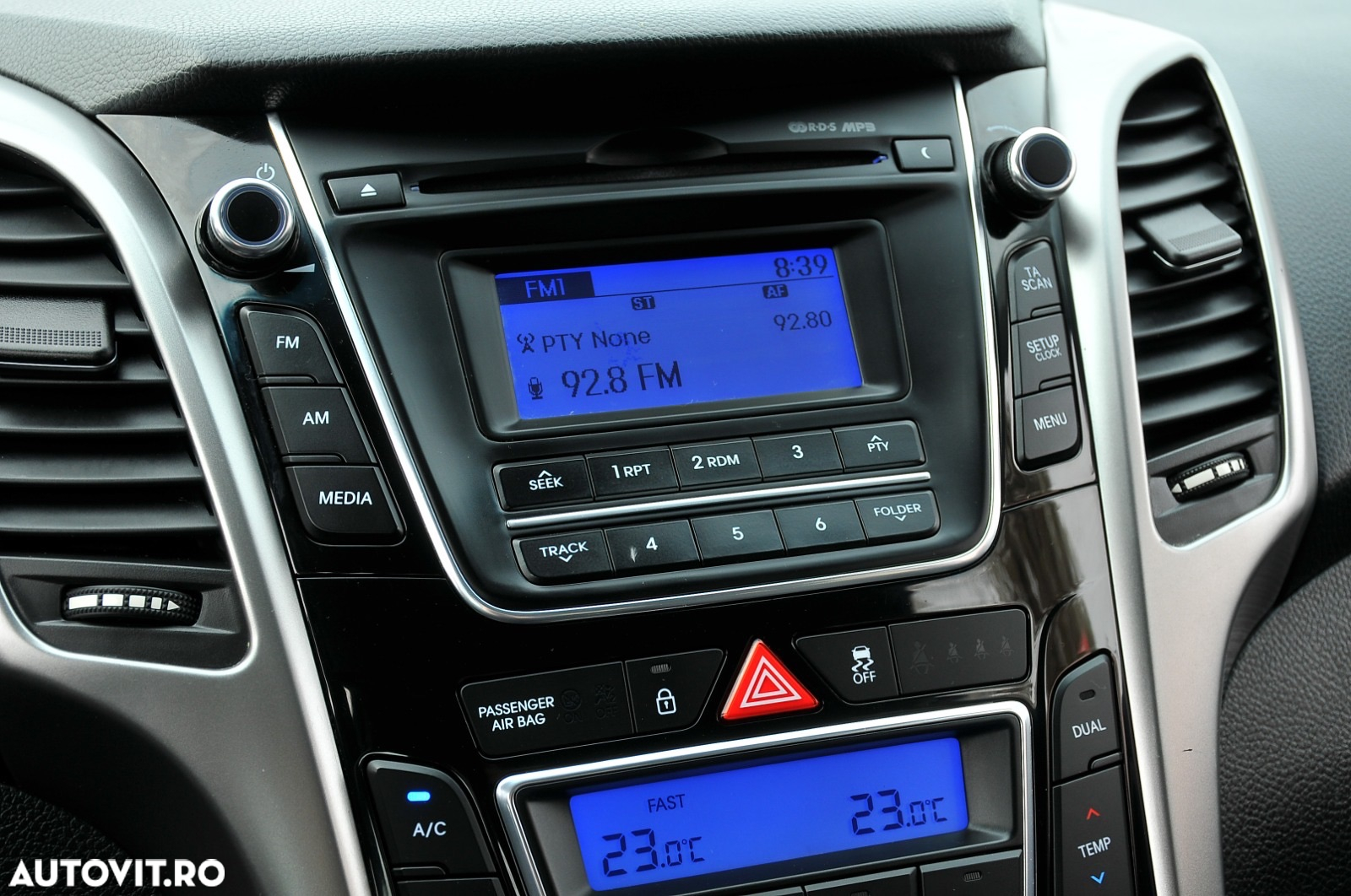 Hyundai i30 i30cw 1.6 CRDi blue Style - 15