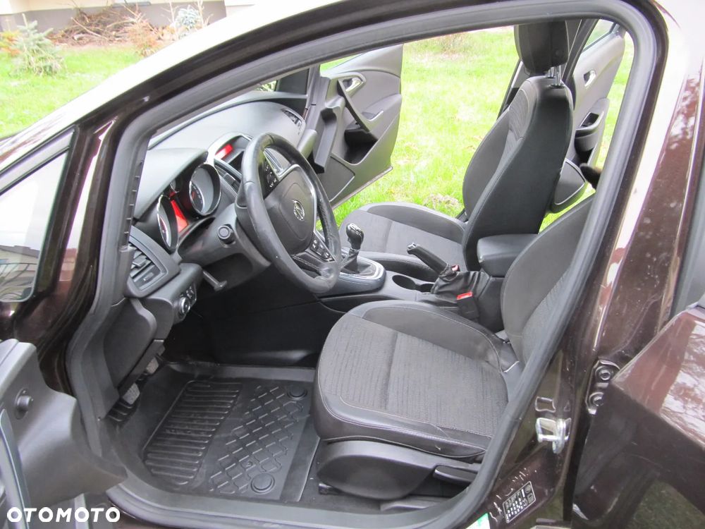 Opel Astra - 10