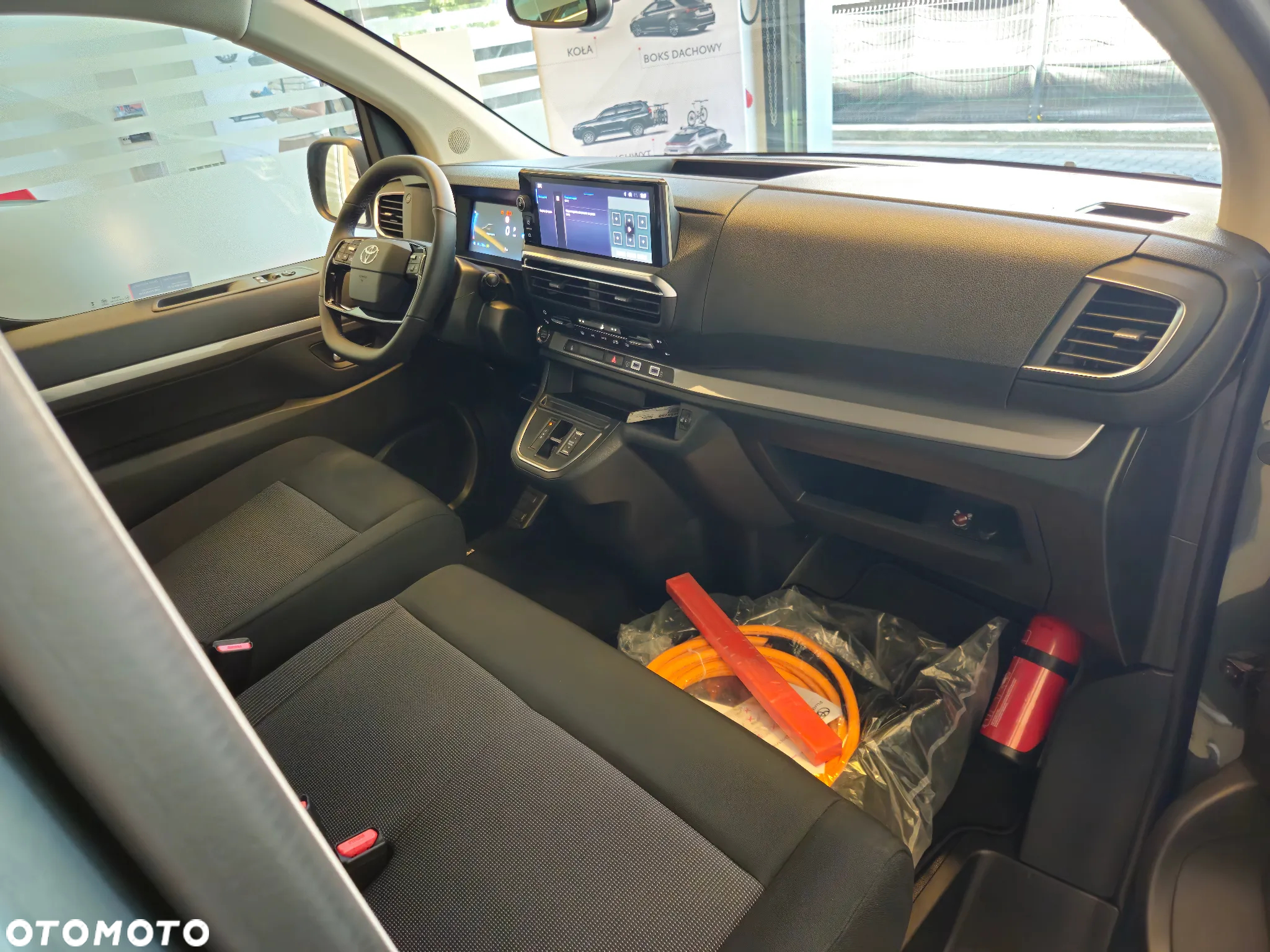 Toyota Proace Verso EV Long 75kWh Business - 11