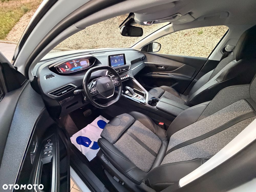 Peugeot 5008 - 6