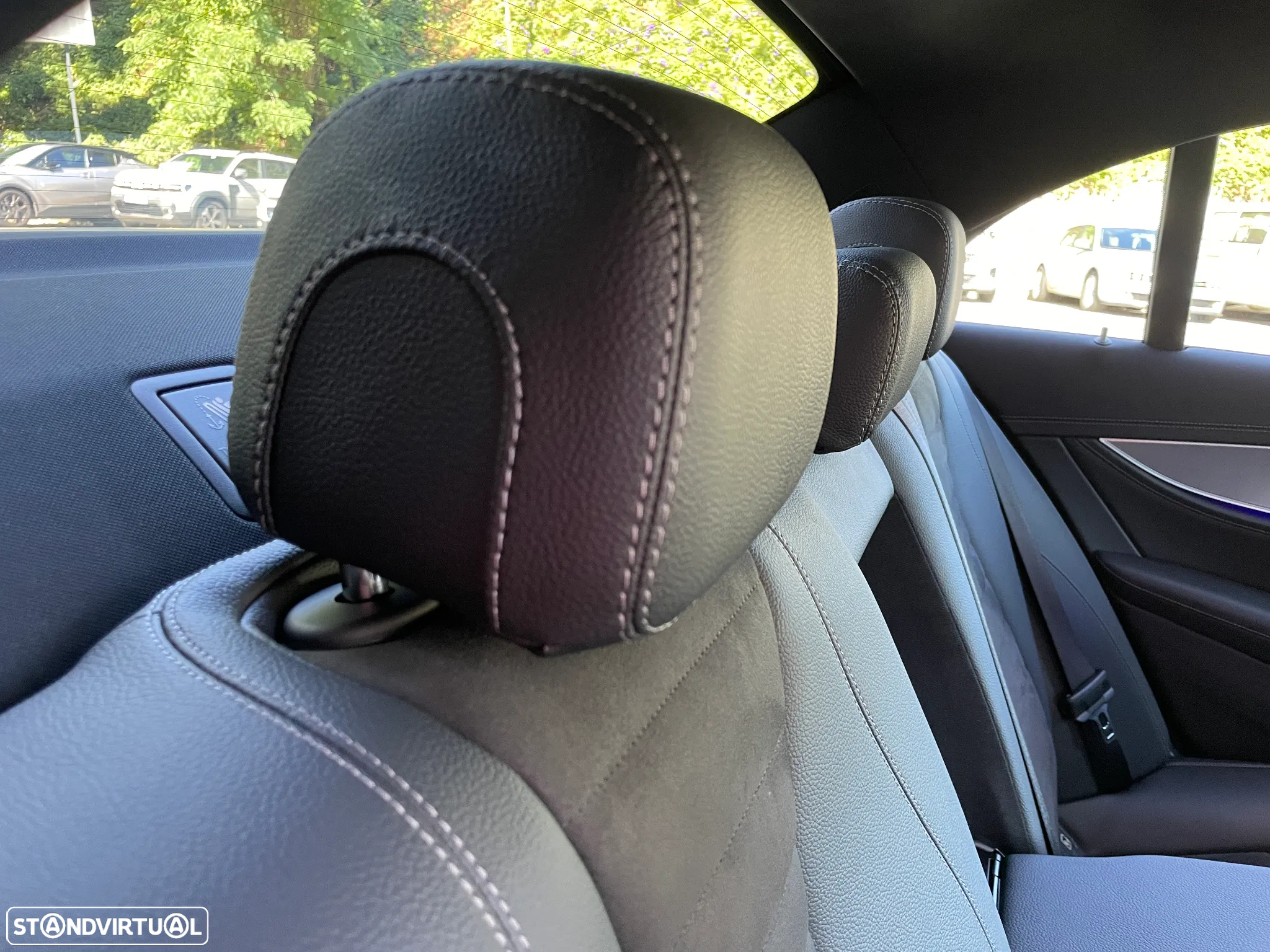 Mercedes-Benz E 220 d AMG - 40