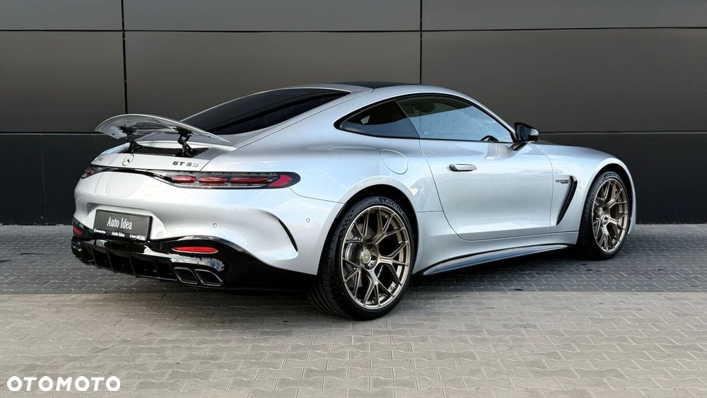 Mercedes-Benz AMG GT - 6