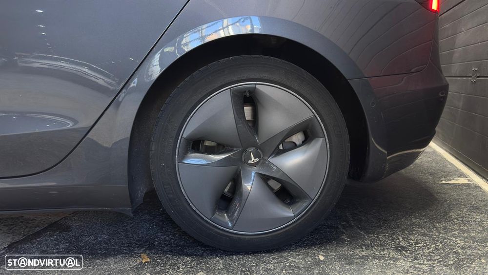 Tesla Model 3 Standard Range Plus RWD - 9