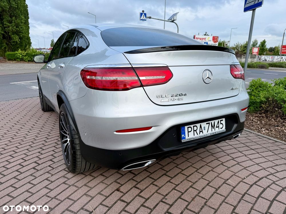 Mercedes-Benz GLC 220 d 4Matic 9G-TRONIC AMG Line - 25