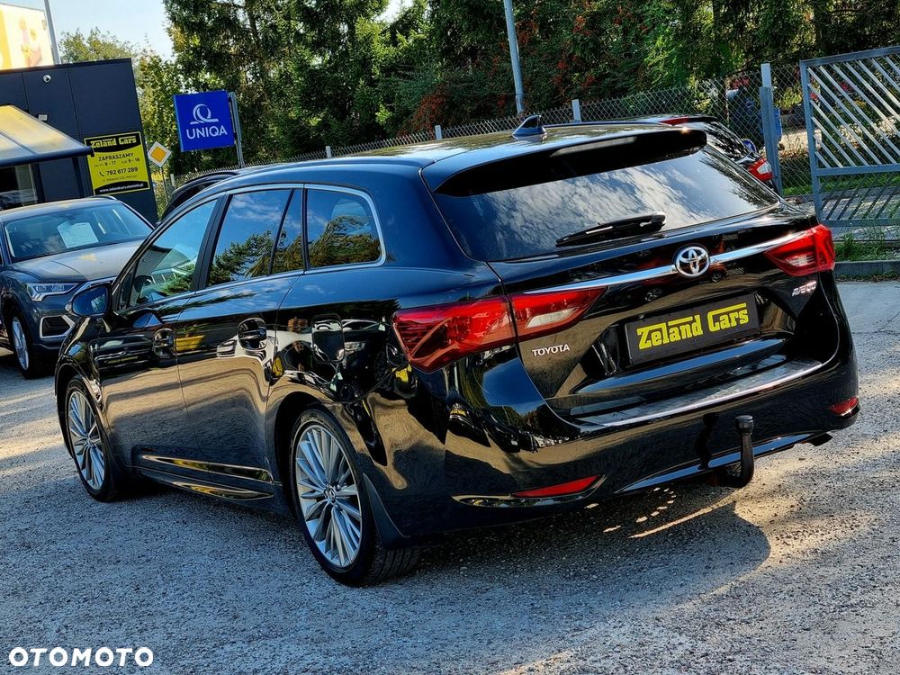Toyota Avensis 2.0 D-4D Premium - 7