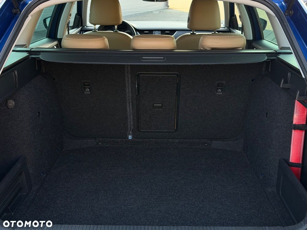 Skoda Octavia 1.6 TDI DSG Premium Edition - 25