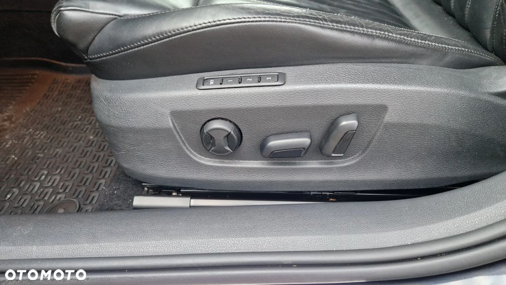 Skoda Superb 1.6 TDI GreenLine - 26