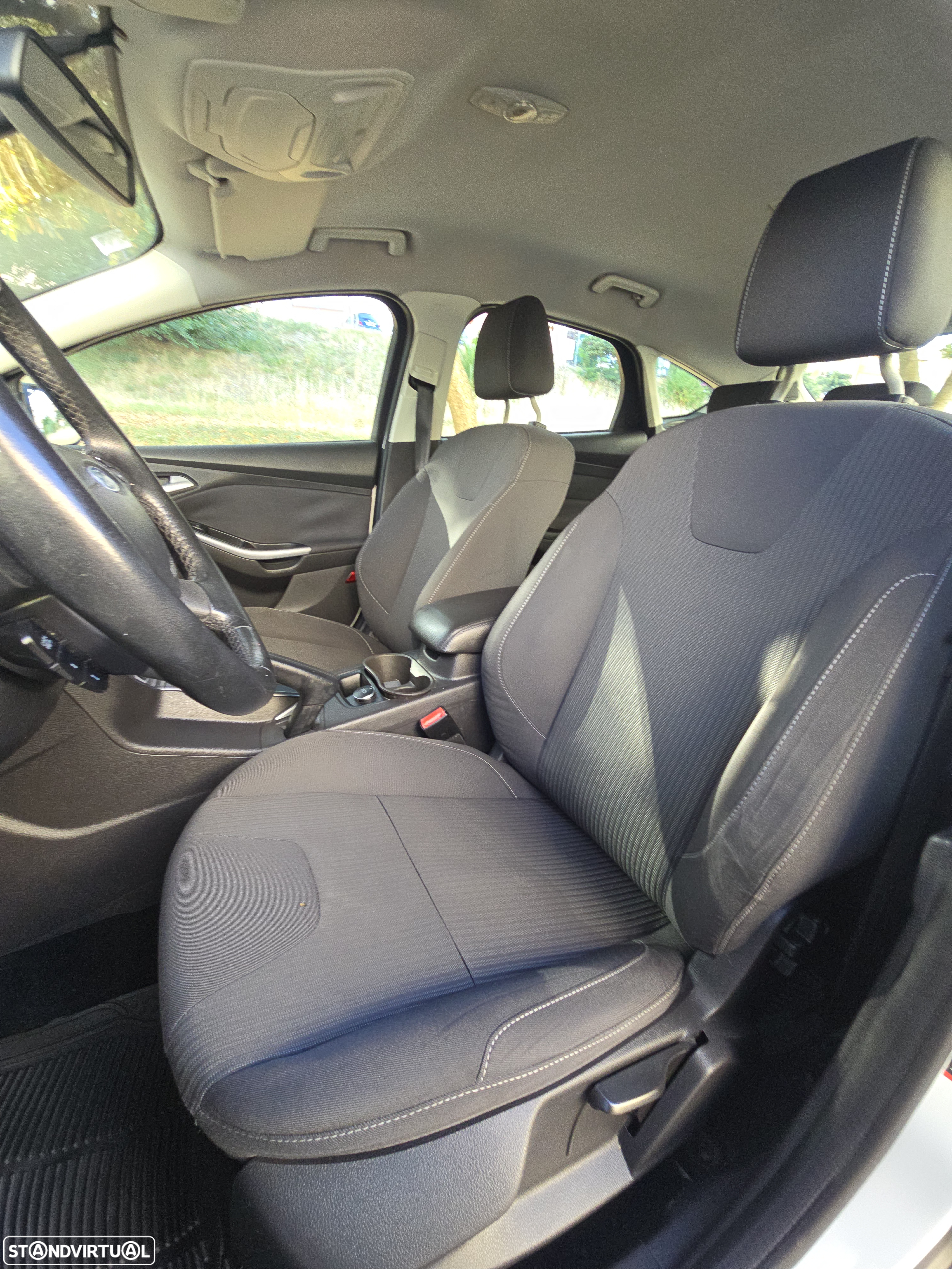 Ford Focus 2.0 TDCi Titanium PowerShift - 22