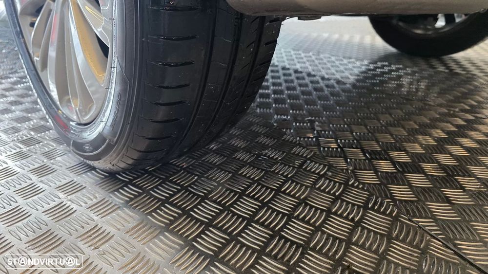 Peugeot 208 1.5 BlueHDi Signature - 33