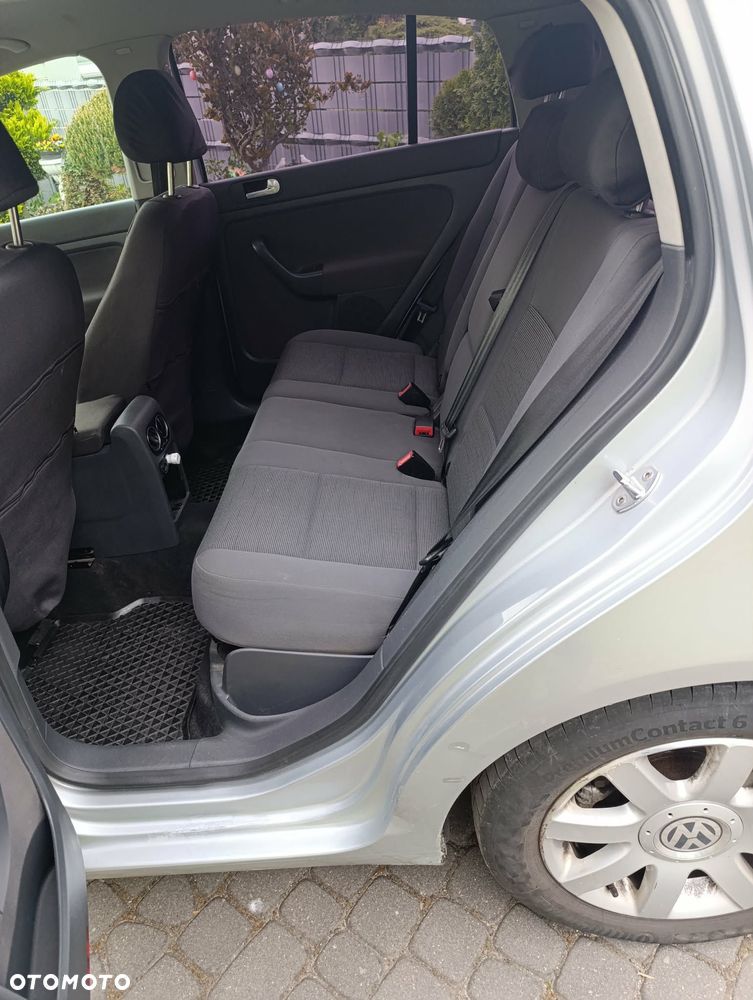 Volkswagen Golf Plus 1.9 TDI Trendline DSG - 8