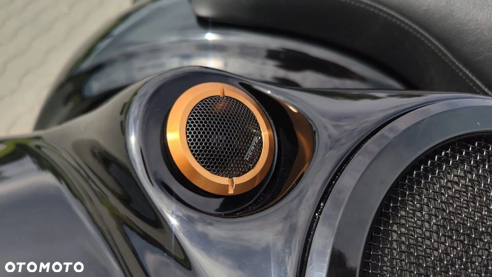 Harley-Davidson Touring Street Glide - 31