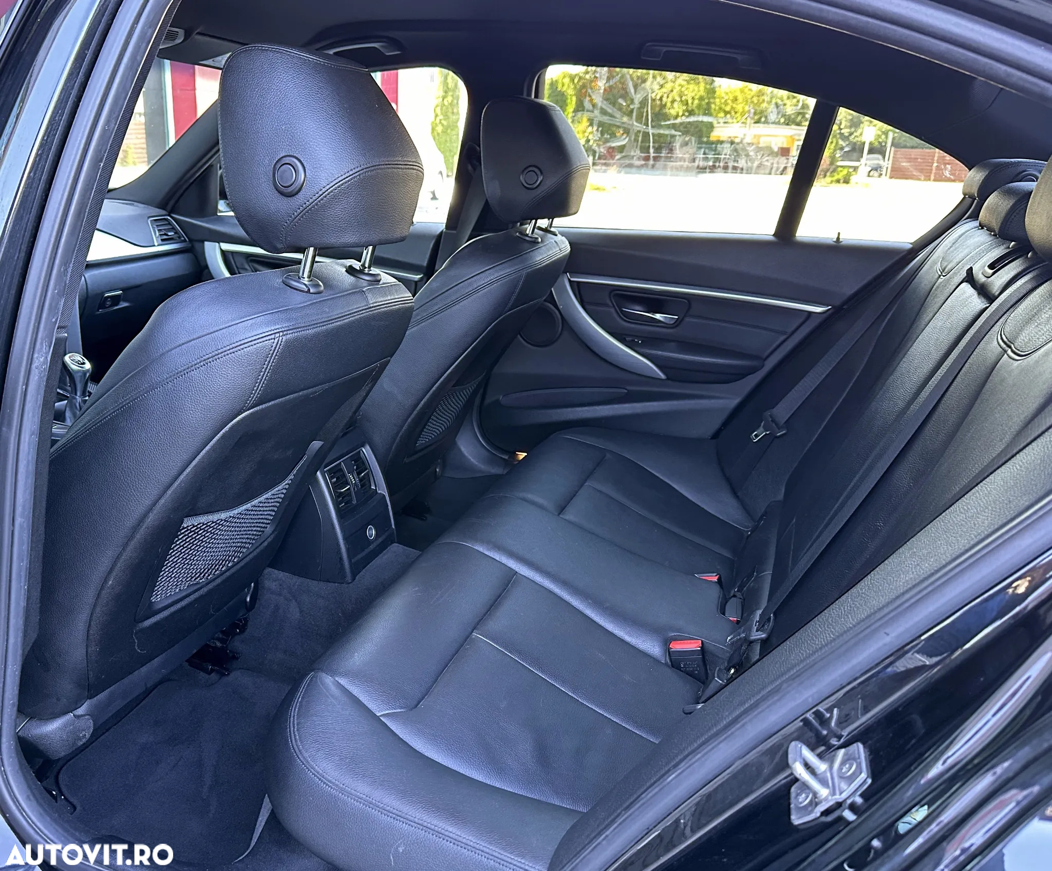 BMW Seria 3 - 24