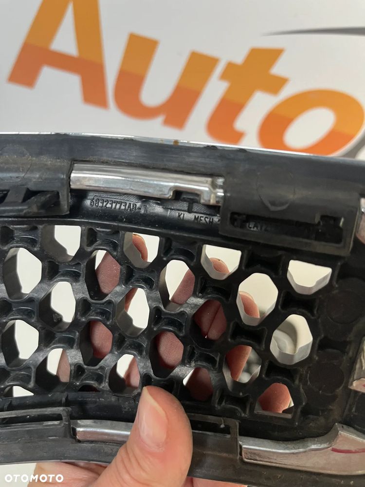 JEEP CHEROKEE  KRATKA MASKI 68323773ab,68323774ab,68323779ab - 6