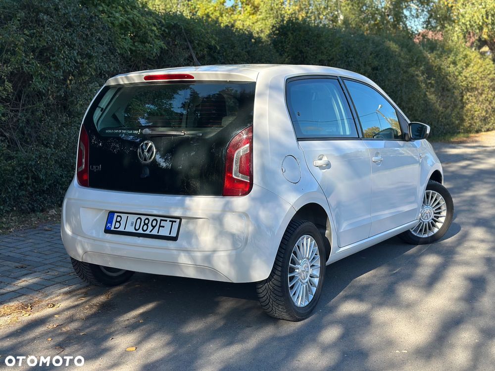 Volkswagen up! 1.0 high - 6