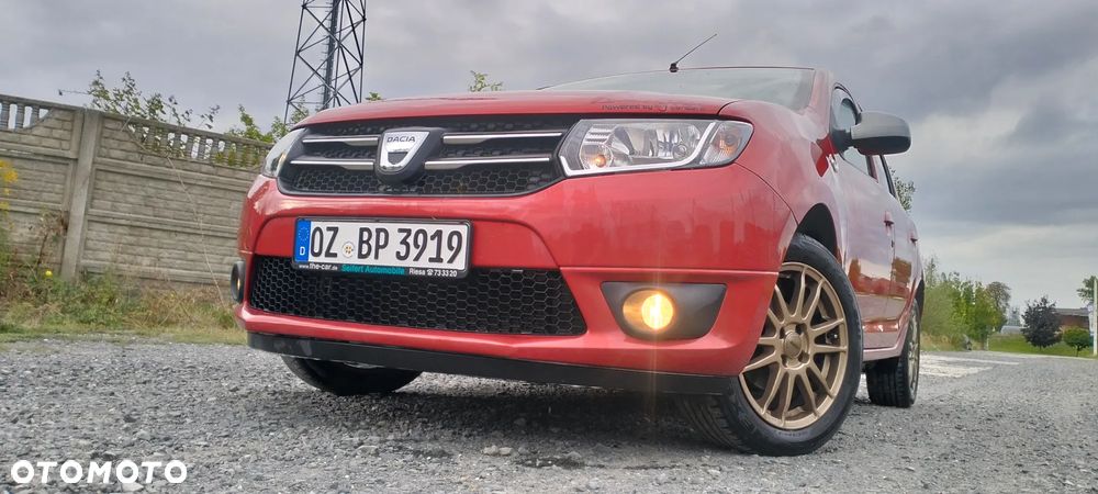 Dacia Logan 0.9 TCe SL Celebration S&S EU6 - 8