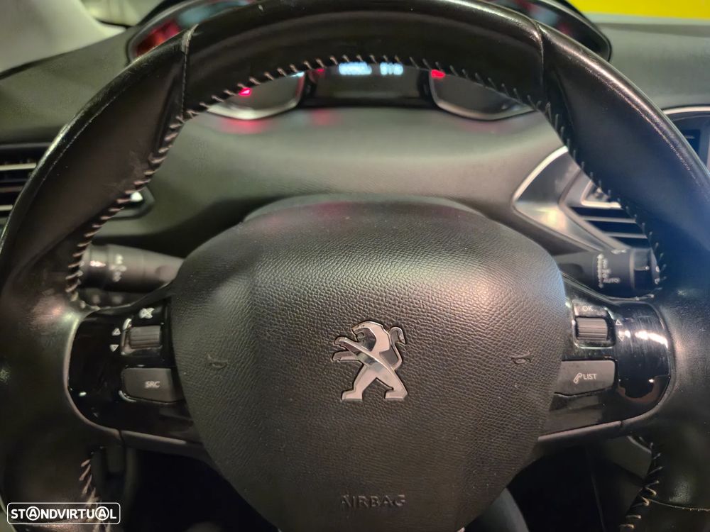 Peugeot 308 SW 1.6 BlueHDi Style - 25