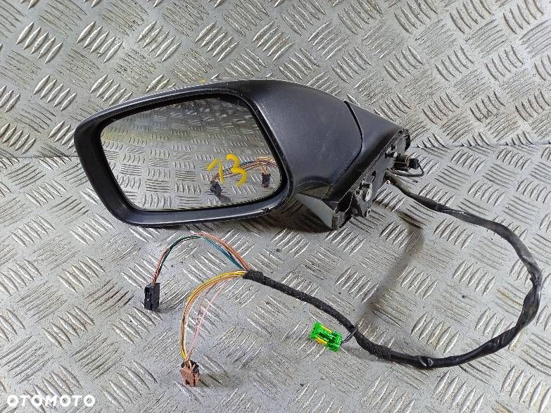 LUSTERKO LEWE PEUGEOT 807 - 1