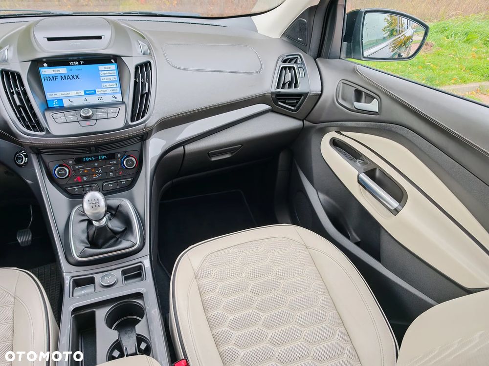 Ford Kuga 1.5 EcoBoost 2x4 Vignale - 19