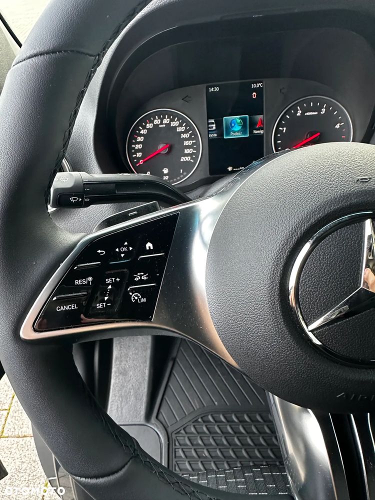 Mercedes-Benz Sprinter - 18