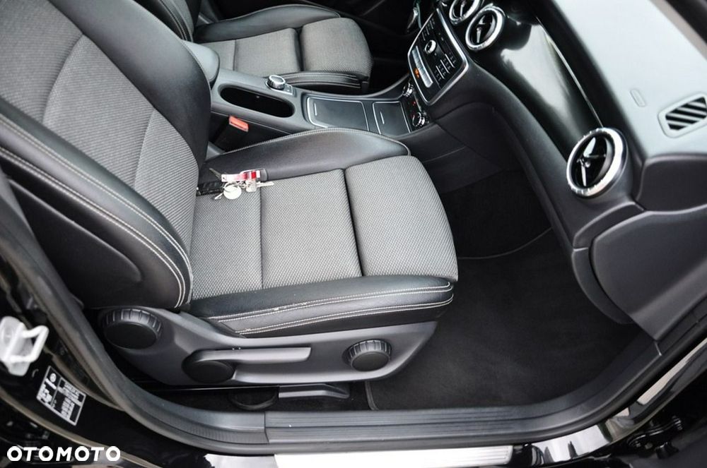 Mercedes-Benz CLA - 29