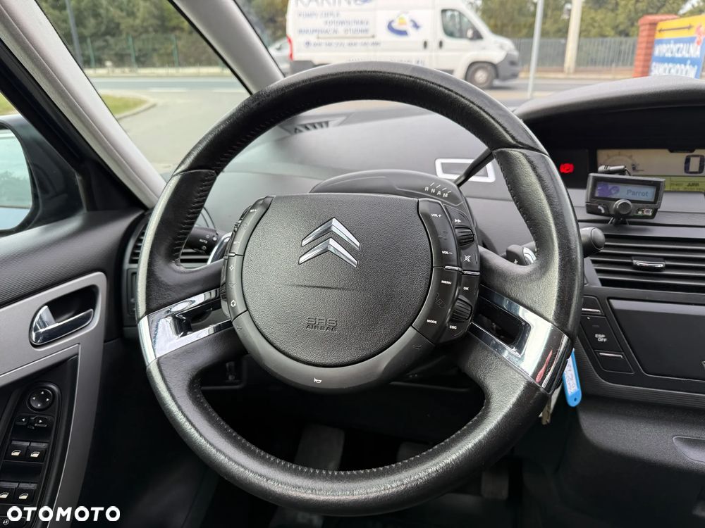 Citroën C4 Picasso 2.0 16V 7-Sitzer Exclusive - 25