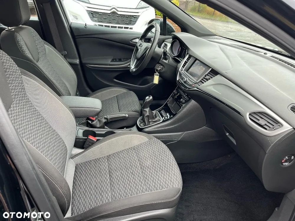 Opel Astra 1.2 T Business Edition S&S - 6